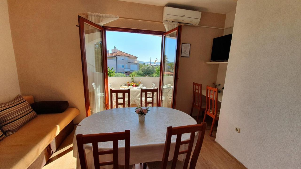 Apartments Sime Sukosan Exterior photo