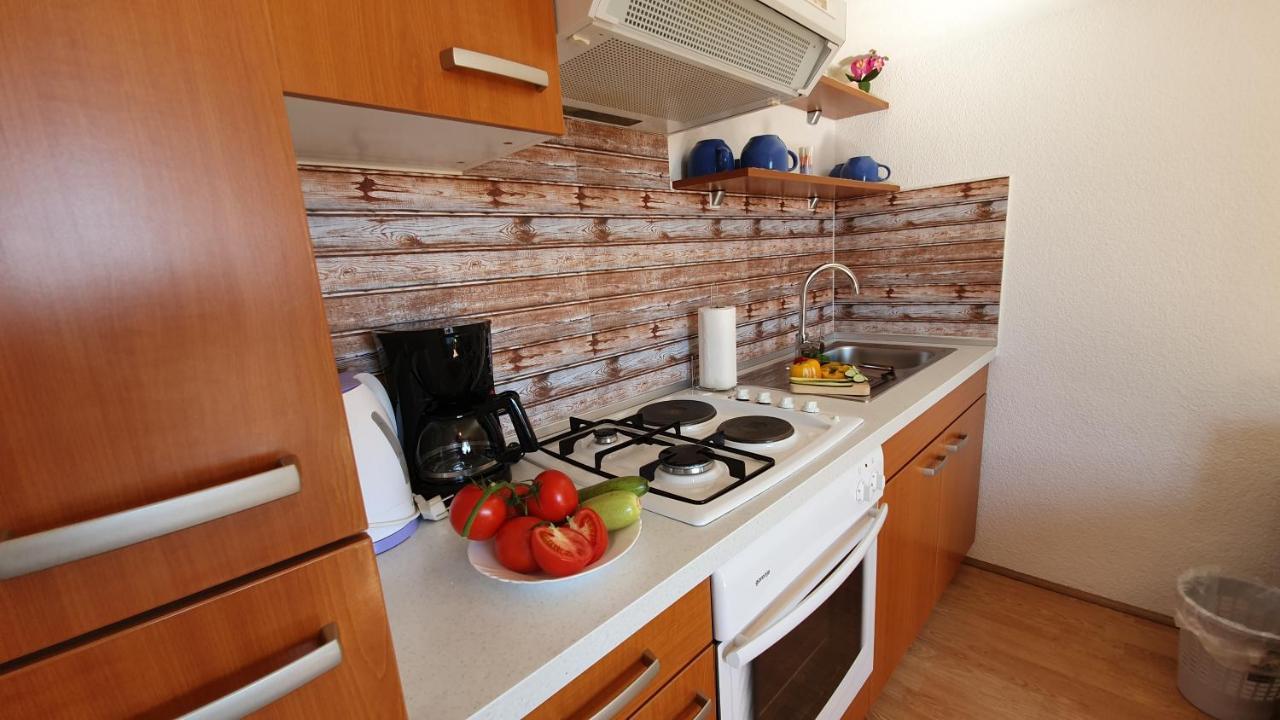Apartments Sime Sukosan Exterior photo